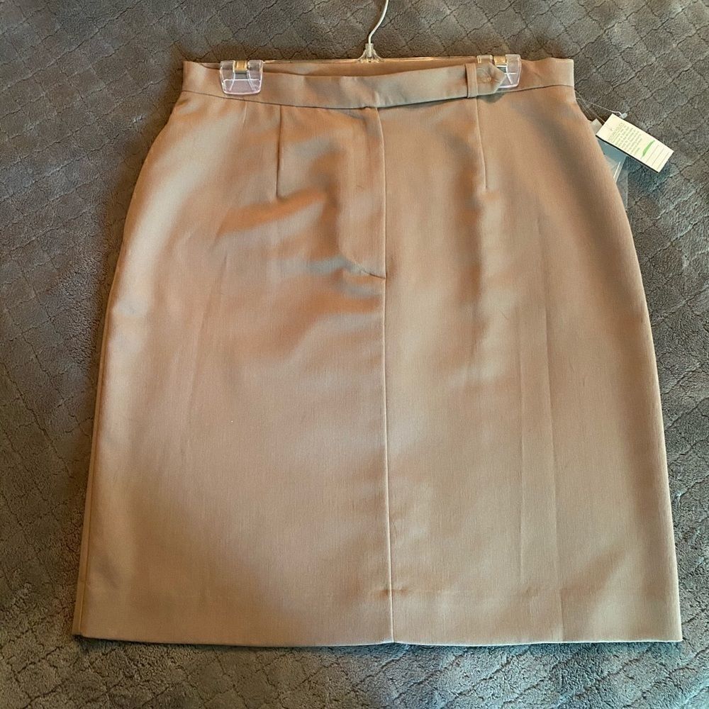 🍁3/$20 Stretch skirt   